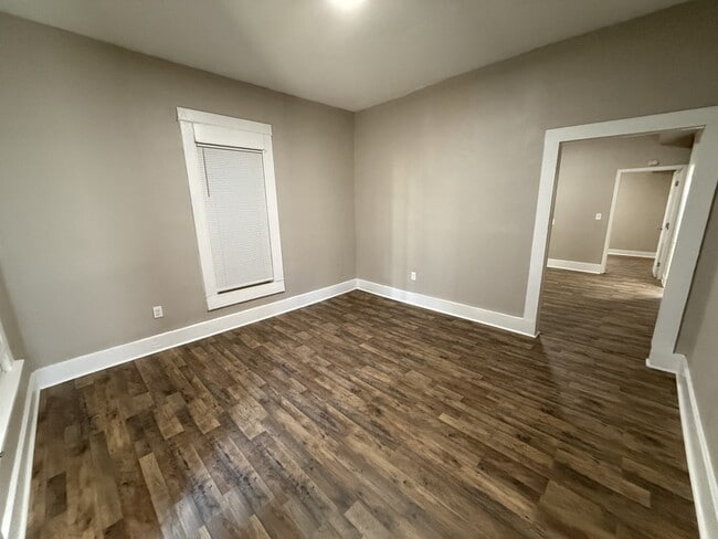 Foto del edificio - 741 E Trigg Ave