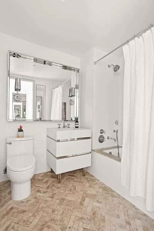 Building Photo - 2 bedroom in Brooklyn NY 11211