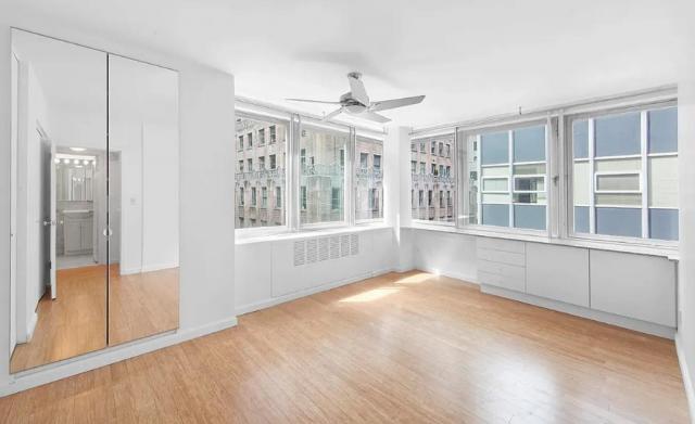 Foto principal - 2 bedroom in New York NY 10005