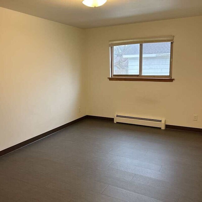 Foto del edificio - 210 N Summit St