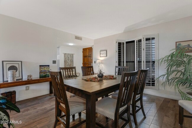 Building Photo - 5102 N 31st Pl