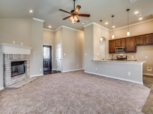 Foto del edificio - 4113 Bridle Path Ln