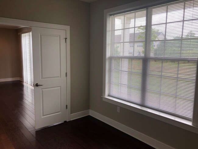 Interior Photo - The Apartments At Weatherby