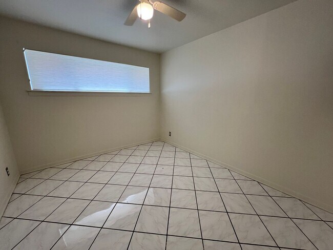Building Photo - Charming Hacienda-Style Home with Spacious...