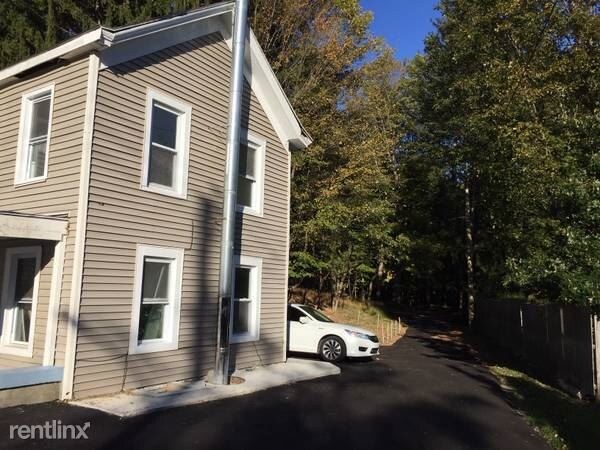 Foto del edificio - 3 br, 2 bath House - 29 Highland Ave