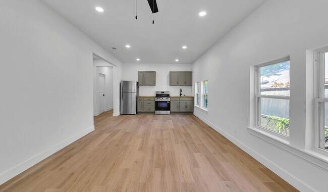 Foto del edificio - Newly remodeled 4BD 2BA home in Waco