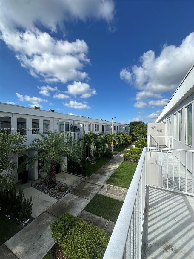 Foto del edificio - 13712 SW 259th St