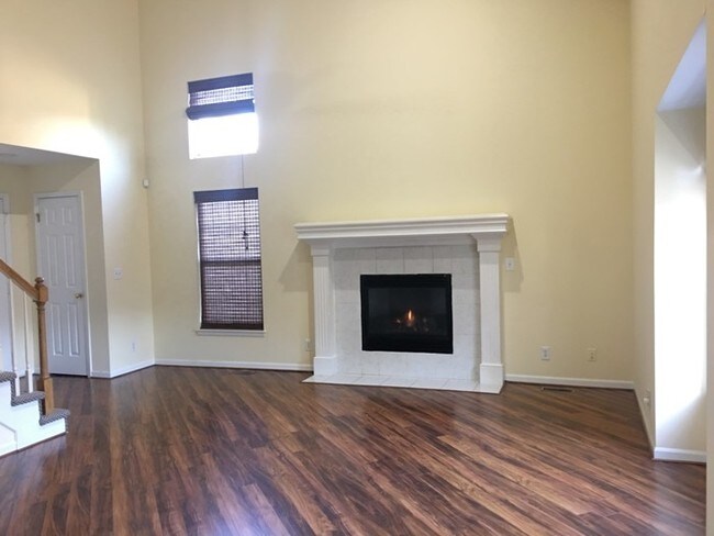 Building Photo - 7719 W 148th St