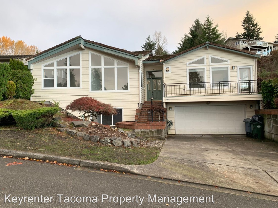Primary Photo - 4 br, 3 bath House - 2836 Chambers Bay Dr