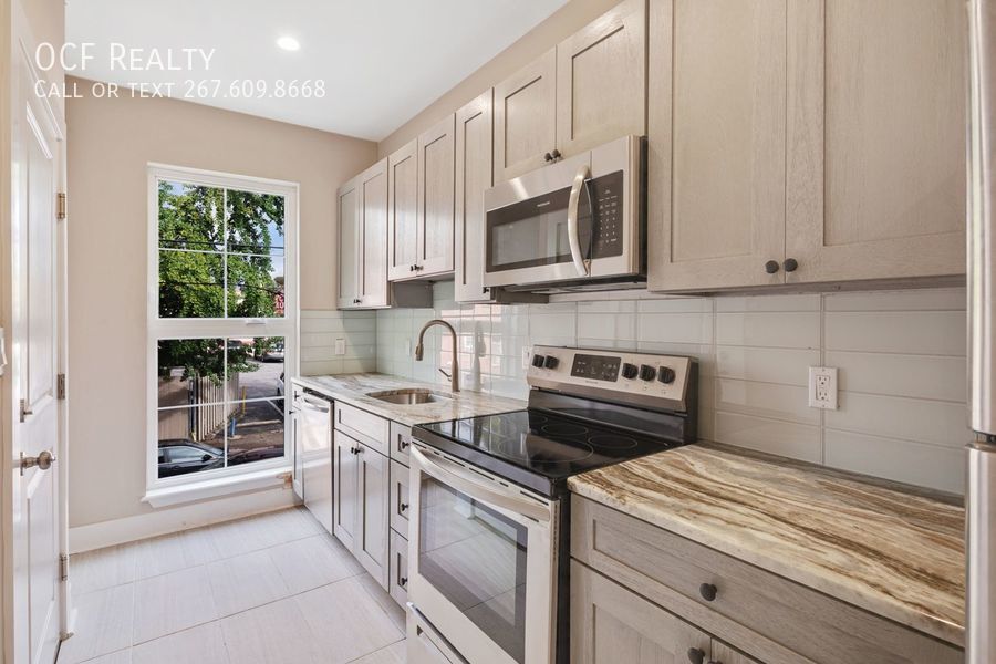 Foto principal - University City Two Bedroom