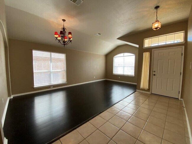 Foto del edificio - 712 Portchester Castle Path