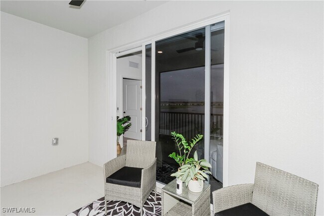 Foto del edificio - 5629 Double Eagle Cir