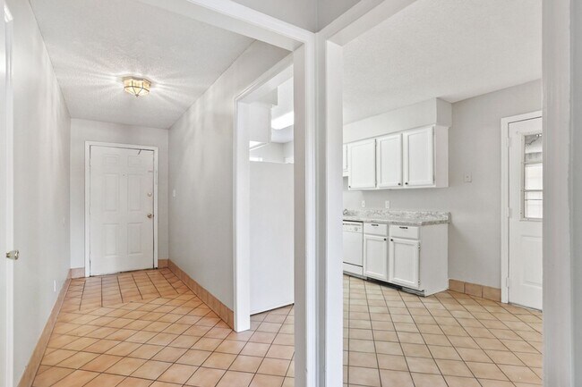 Foto del edificio - 32 Norwood Ct