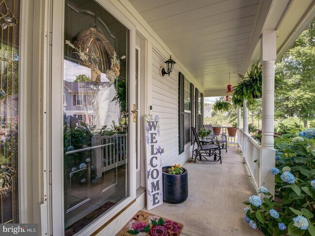 Foto del edificio - 15744 Beau Ridge Dr