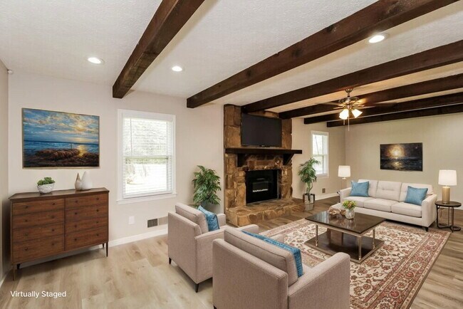 Foto del edificio - 35 Pine Grove Rd