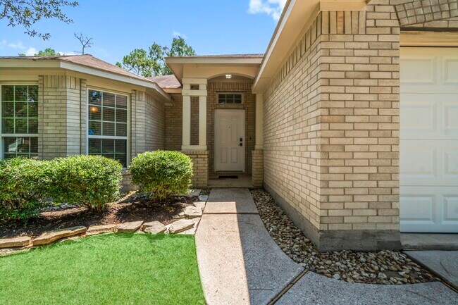 Building Photo - 155 Fairwind Trail Dr