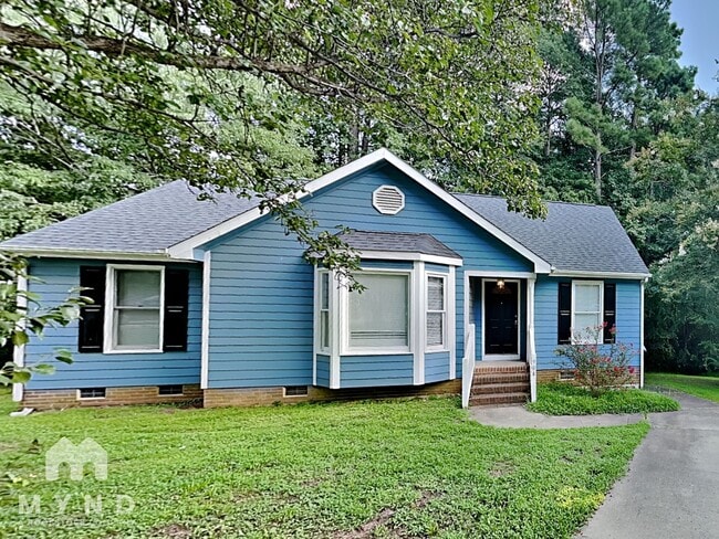 Building Photo - 904 Clifford Dr
