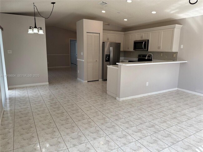 Foto del edificio - 17449 SW 143rd Pl