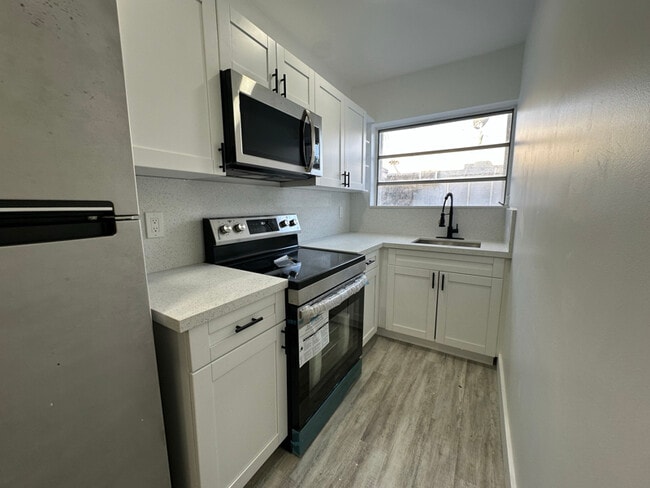 Foto del edificio - 901 NW 46th St