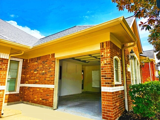 Foto del edificio - 5434 Faircreek Ln