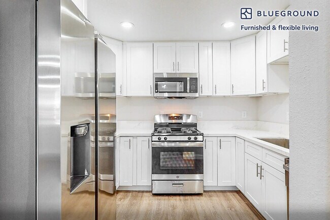 Foto del edificio - 11208 S Western Ave