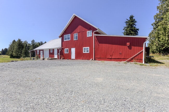 Building Photo - 29846 Townshipline Rd