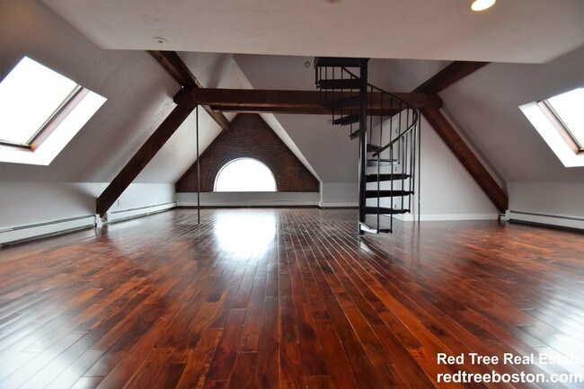 Foto del edificio - 444 Western Ave