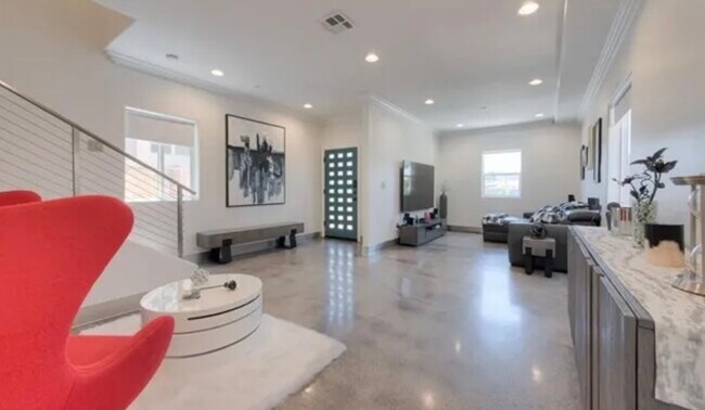 Foto del edificio - 6014 Fair Ave