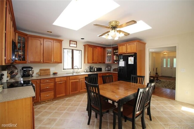 Foto del edificio - 2 br, 1 bath House - 89 Pepper Ridge Rd