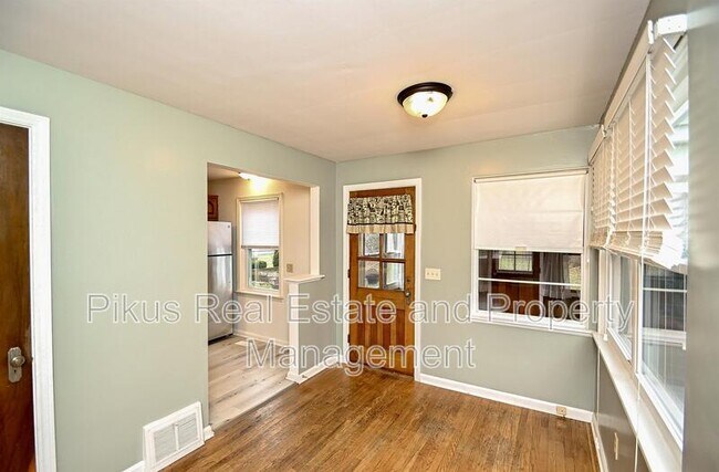 Foto del edificio - 231 Grandview Ave NW