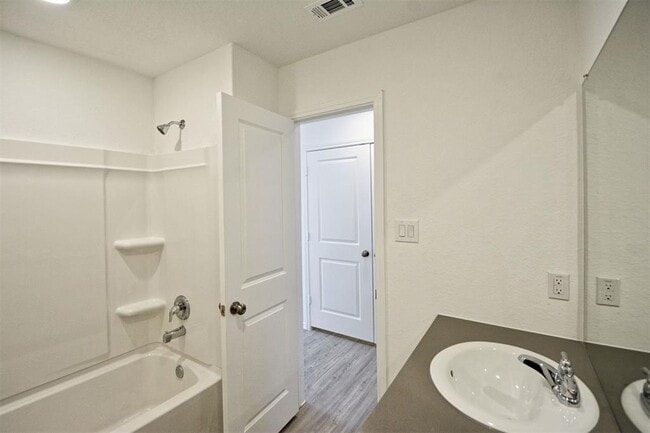 Building Photo - 738 Tulsa Trl