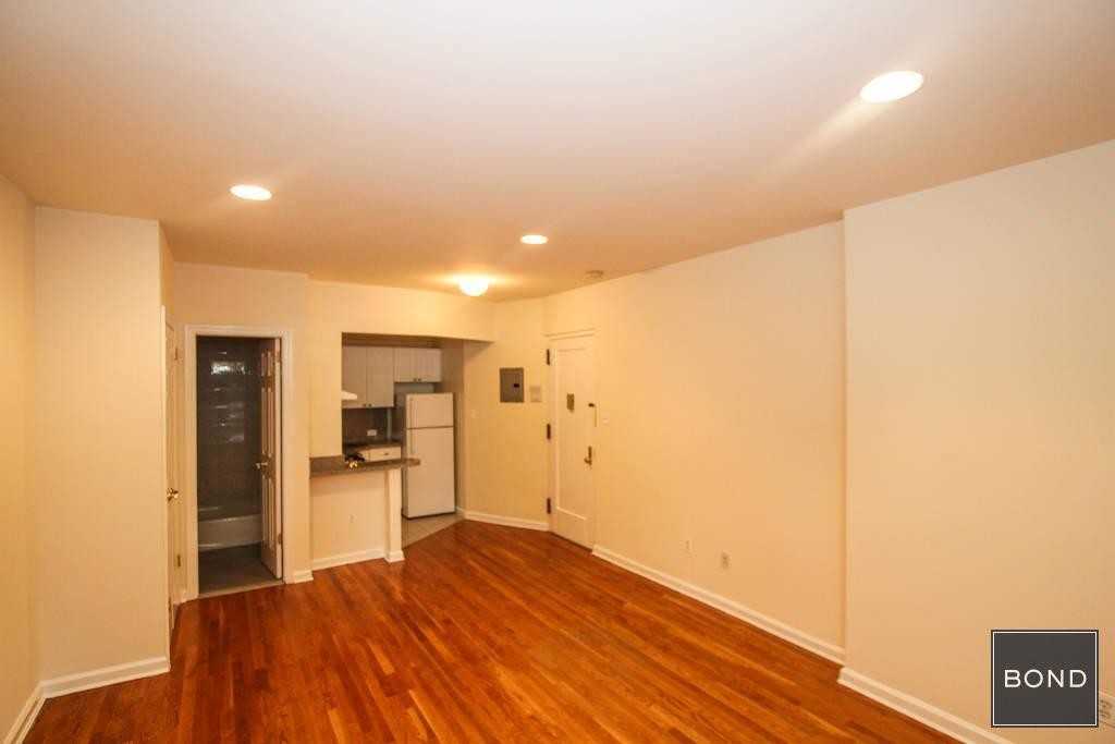 1140 1st Avenue, New York, NY 10065 Apartments in New York, NY