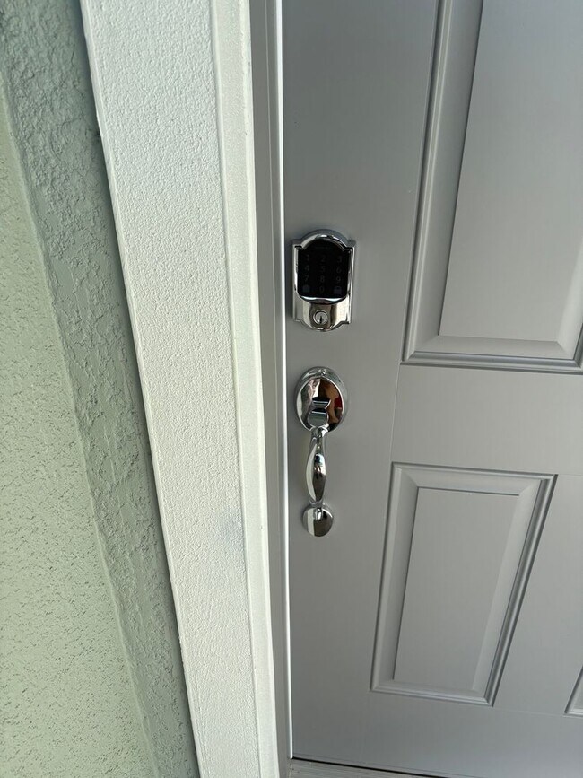 Building Photo - 1173 Caloosa Crk Dr