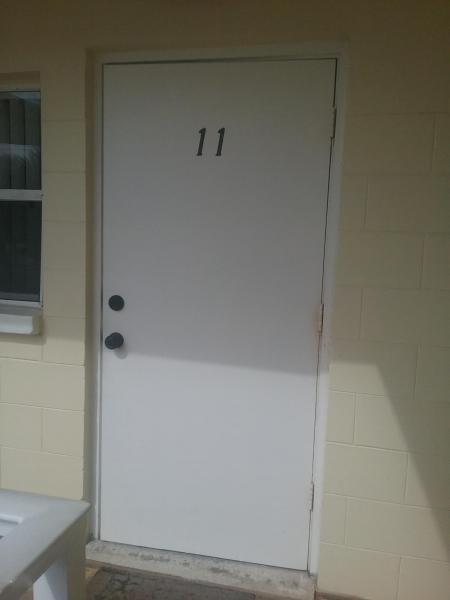 Building Photo - 425 Tyler Ave 11-B