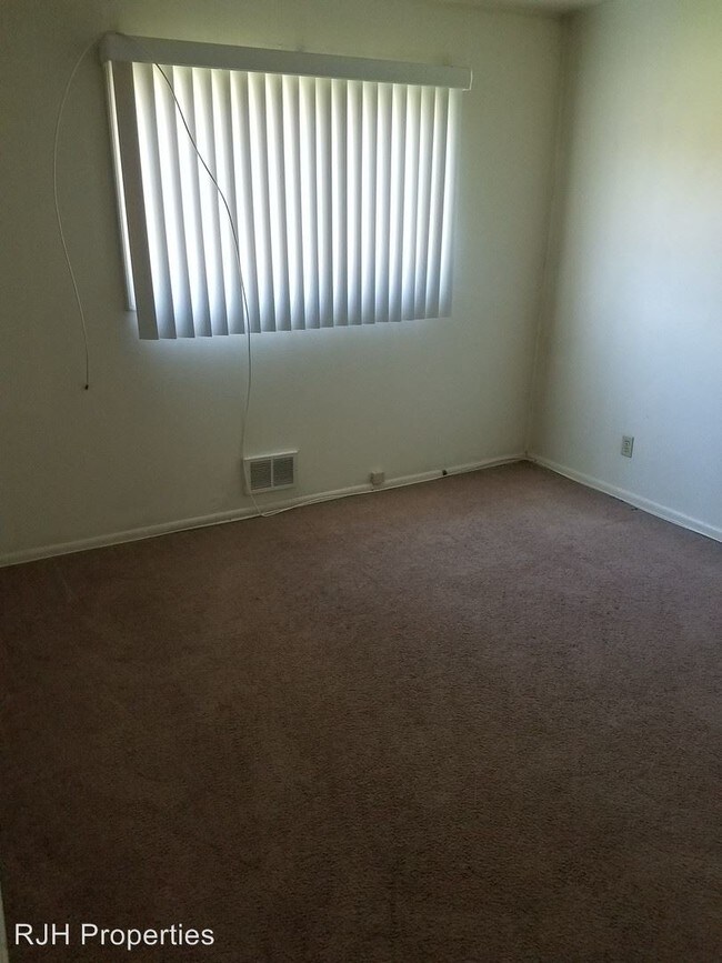 Foto del edificio - 5925 N 63rd St