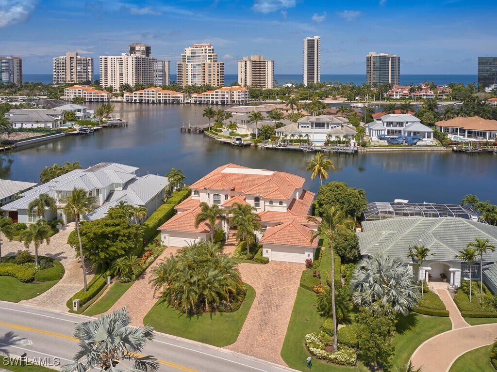 Foto del edificio - 4419 Crayton Rd