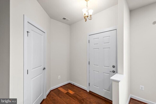 Foto del edificio - 3636 Worthington Blvd