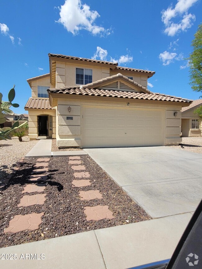 Building Photo - 22664 W Solano Dr