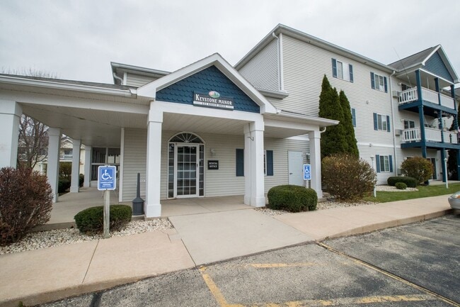 Building Photo - Keystone Manor