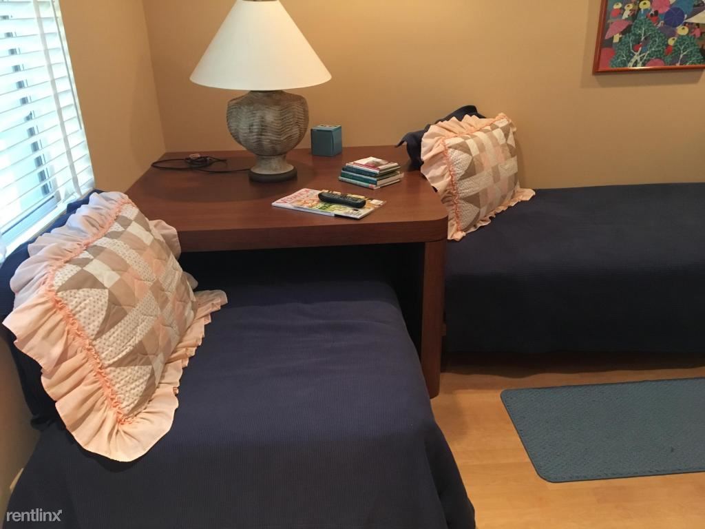 39 Eastgate Dr Unit Apt D, Boynton Beach, FL 33436 Condo for Rent in