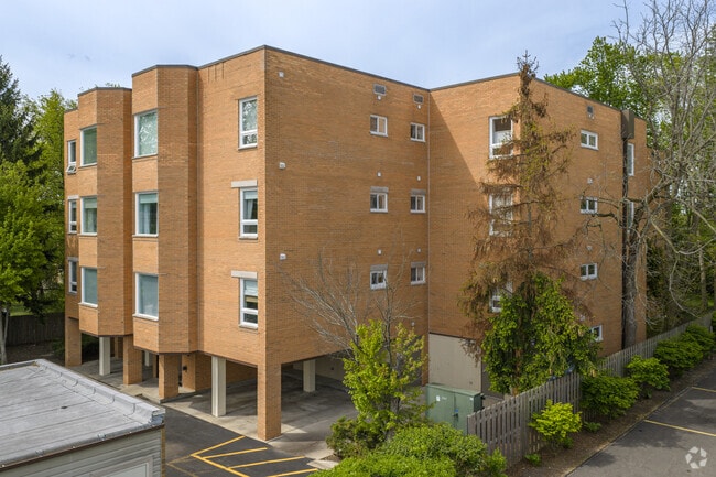 Adler Park West