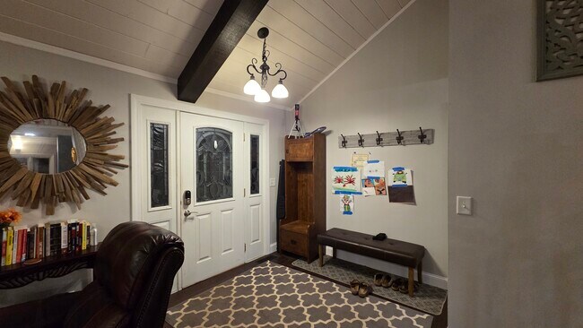 Building Photo - 9500 Fox Valley Dr