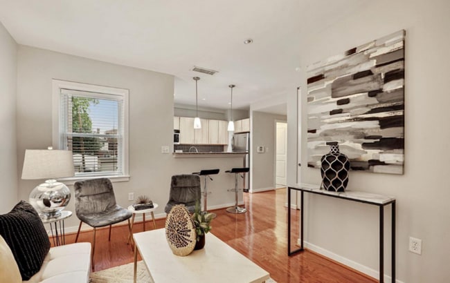 Photo - 3534 10th St NW House