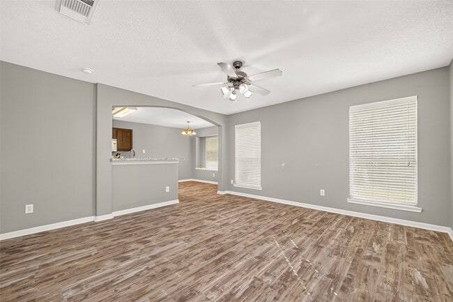 Building Photo - 5437 N Buffalo Cir
