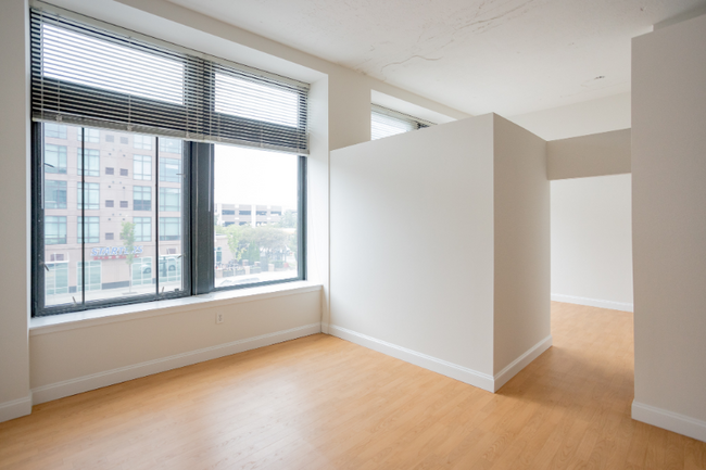 Building Photo - 4600 Woodward Ave