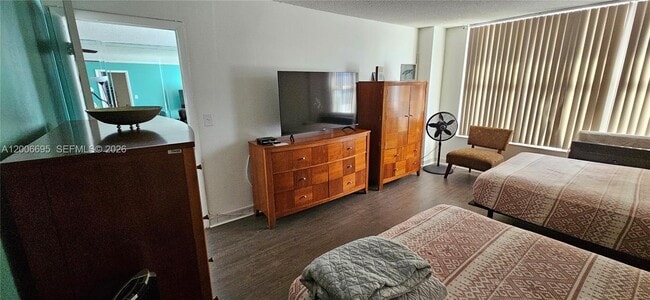 Foto del edificio - 3800 S Ocean Dr