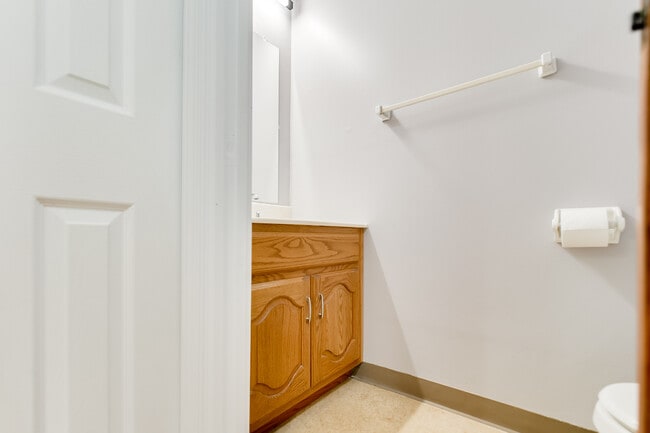 1st flr half bath - 3815 Folsom Ave