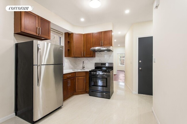 Building Photo - 358 55th St