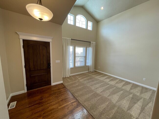 Building Photo - 13299 Ashwood Glen Way