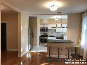 Building Photo - 1999 Commonwealth Ave Building Photo - 1999 Commonwealth Ave